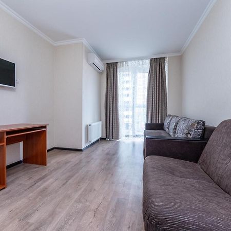 키예프 Flatrent Drahomanova 2A 아파트 외부 사진