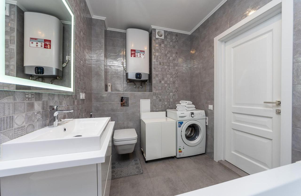 키예프 Flatrent Drahomanova 2A 아파트 외부 사진