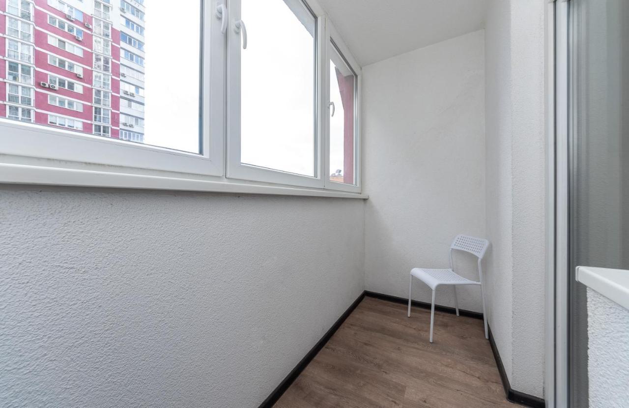 키예프 Flatrent Drahomanova 2A 아파트 외부 사진