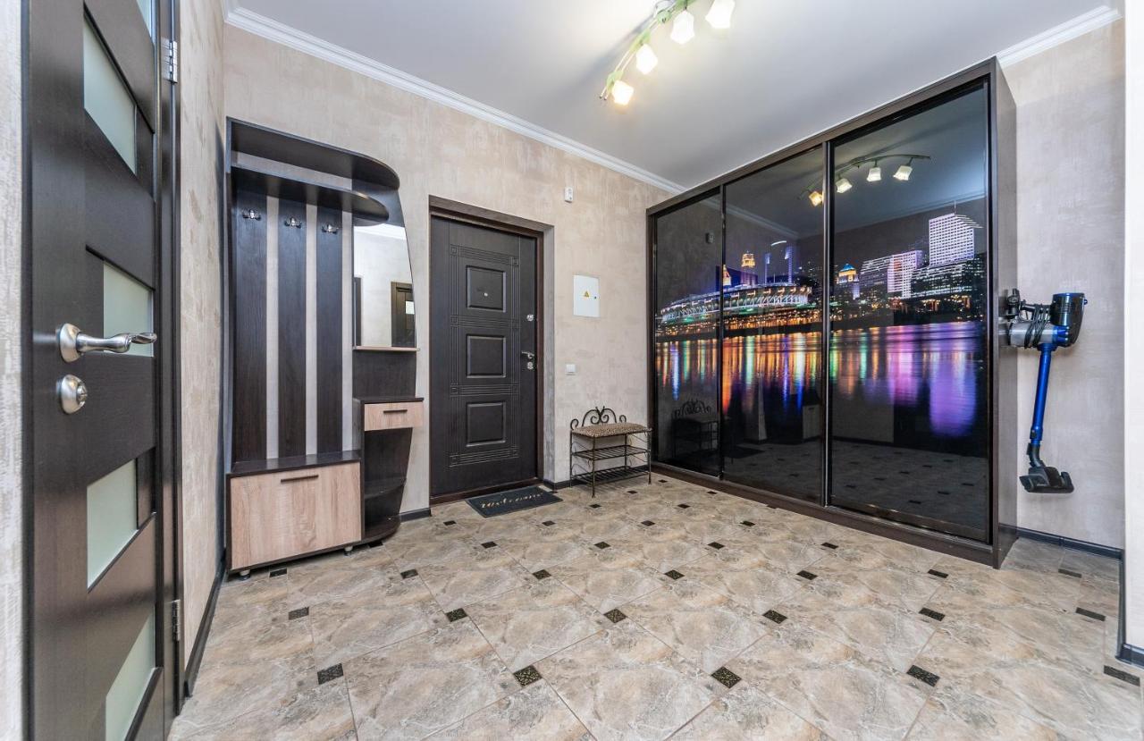 키예프 Flatrent Drahomanova 2A 아파트 외부 사진