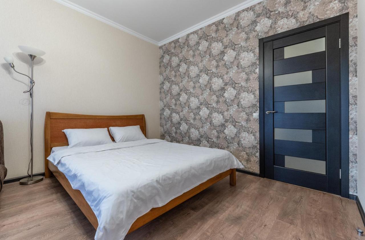 키예프 Flatrent Drahomanova 2A 아파트 외부 사진